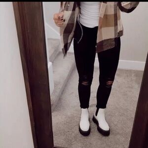 White Lug Chelsea Short Boots 6.5/7